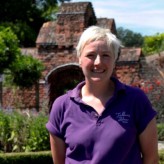 Lucy Hart head gardener at Fulham Palace